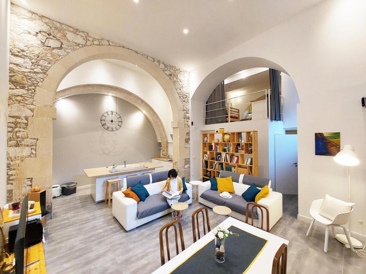 Double Loft Apartment Syracuse ภายนอก รูปภาพ